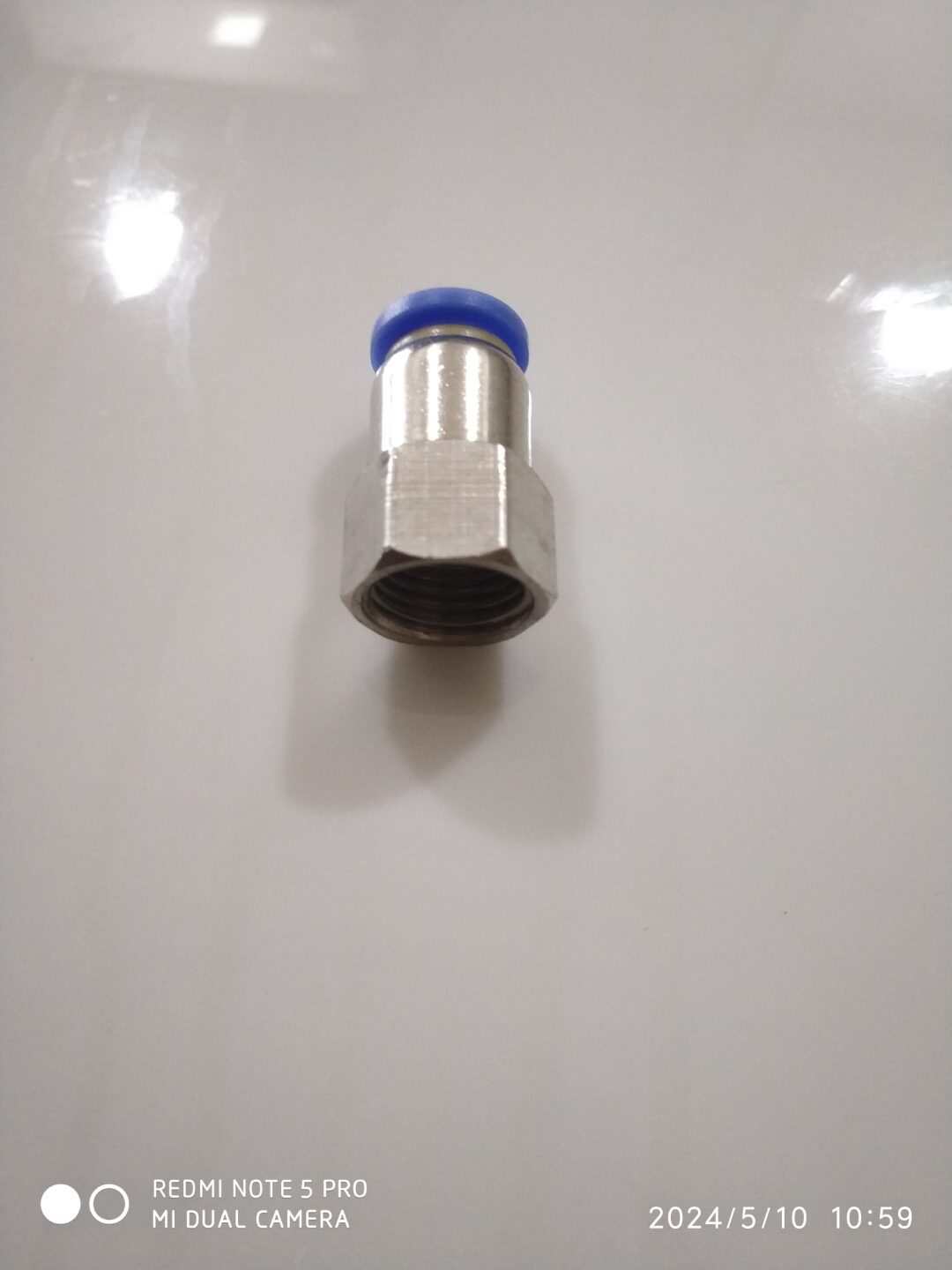 Pu Connector 1/4 Female x 8mm