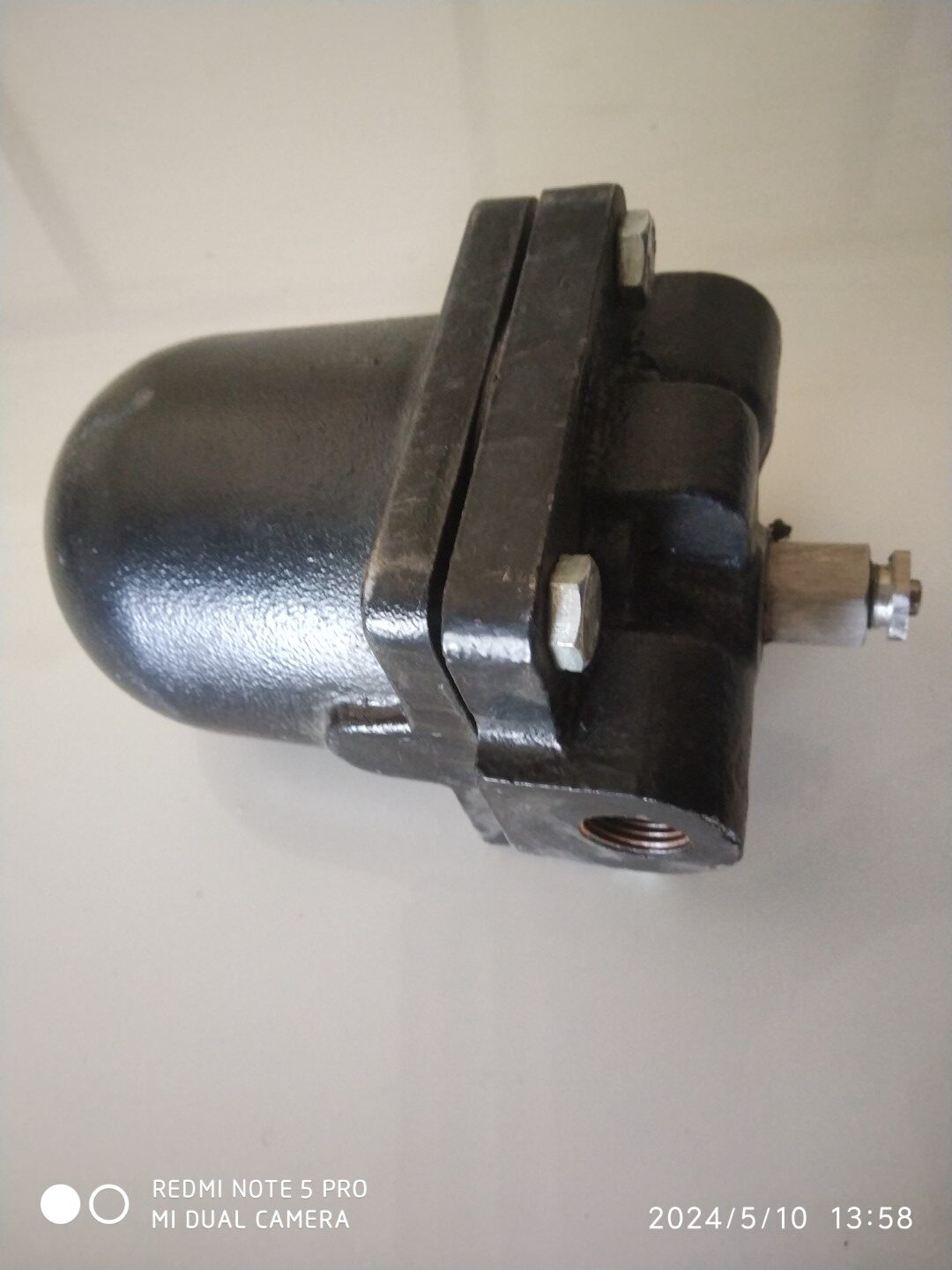 float type steam trap valve